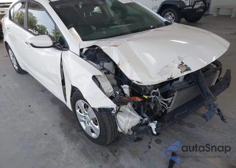 2018 Kia Forte Lx z USA, uszkodzony, nr VIN 3KPFK4A79JE218406